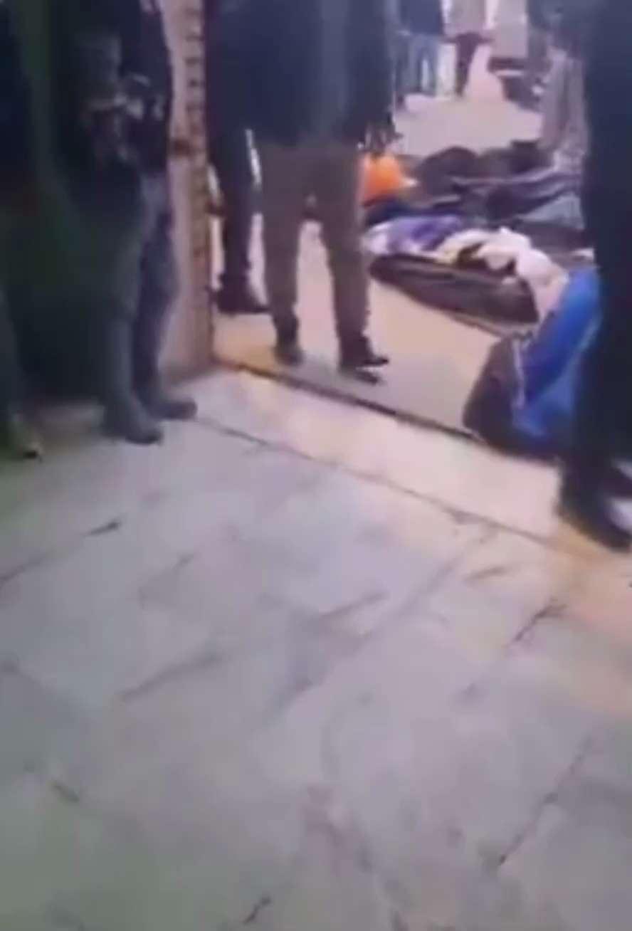 2026年1 月 11 日星期日，伊朗，德黑兰。

太平间和仓库大厅里，躺着一些被伊朗军队屠杀的民众的遗体。