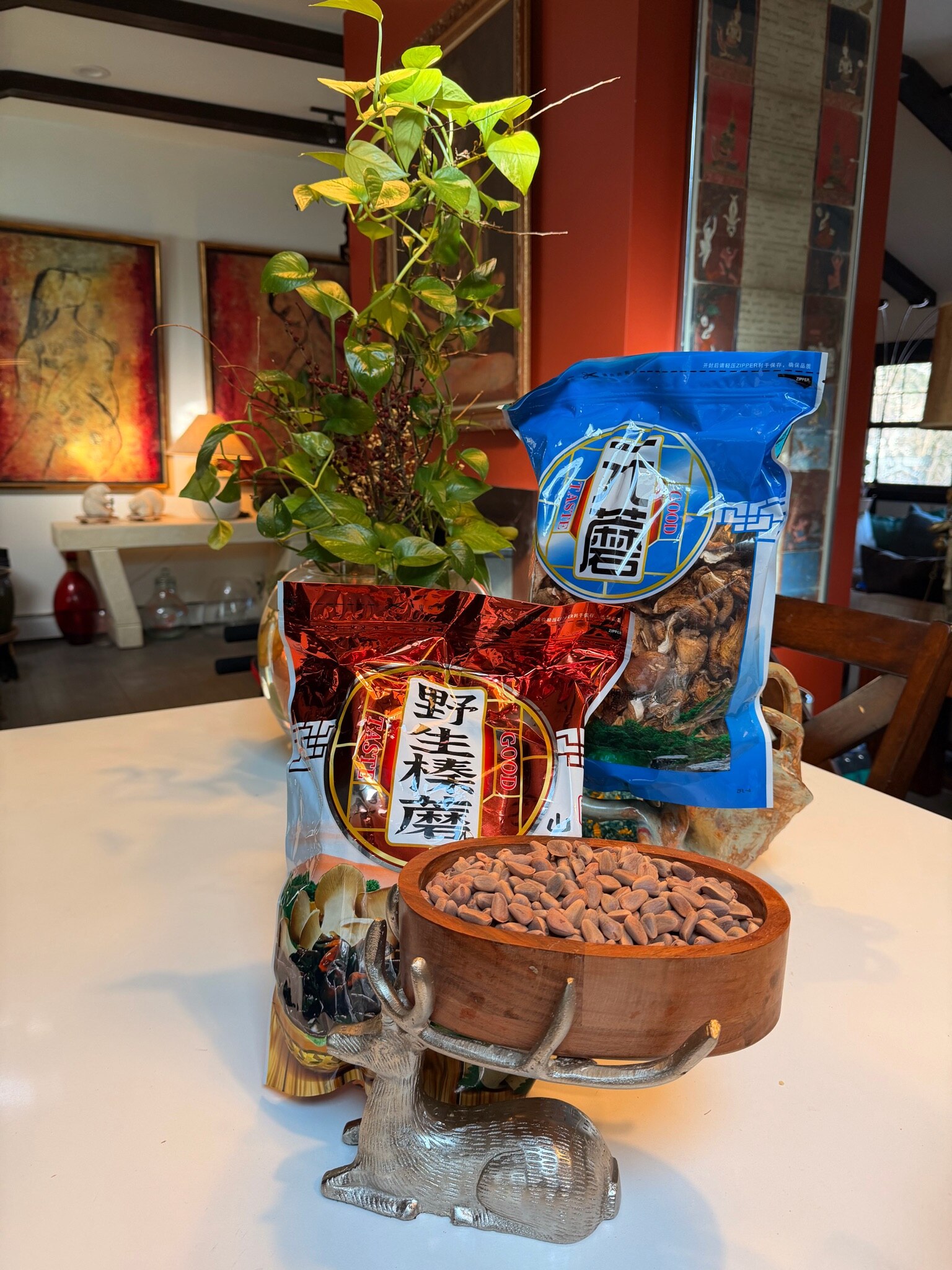 洛杉矶的战友满洲老王太神速了！都是我喜爱的故乡味。灭共卡走起，嗖的一下哈哈哈🤣😎👍👍✌️✌️