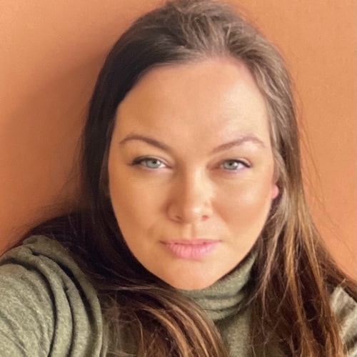 TRUTH Matters. 🍊
Unvaccinated. Refuse to be othered. Against counting of illegal votes. Opposed to groups, people, and...