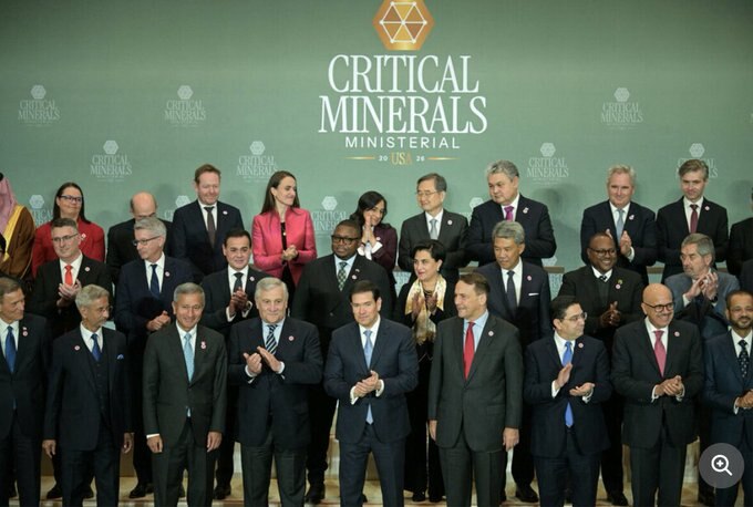 川普政府召集55国举行“制定日美欧重要矿物保障计划”会议

2月5日（秘密翻译组）— 时事通信社消息，川普政府于4日召开了由日本、欧盟成员国等55个国家参与的部长级会议，旨在加强重要矿物的供应链建设。...