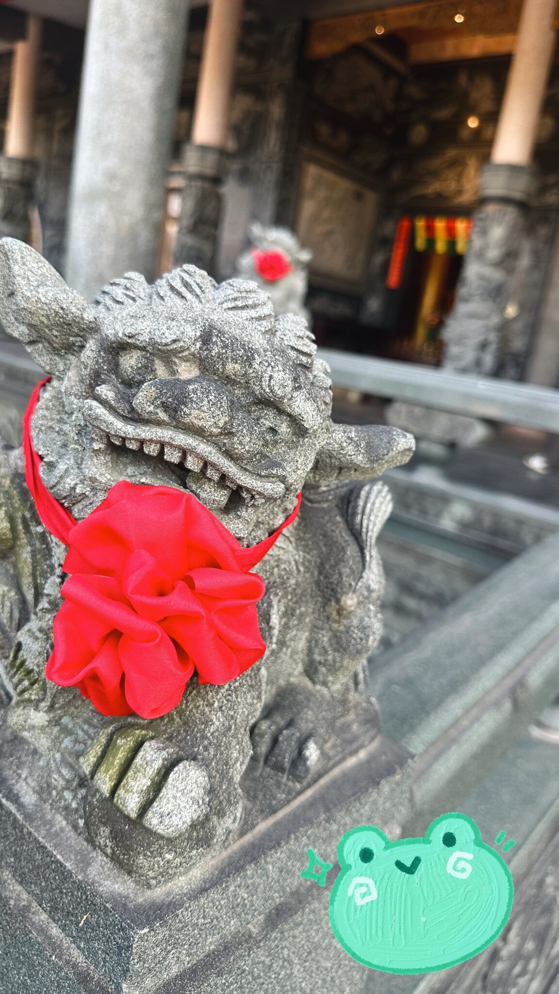 在舉世無雙的鳳凰廟🐦‍🔥中
為戰友們和全世界善良的人類同胞們祈禱
願我們今年一馬當先🐎駟馬難追🍊

