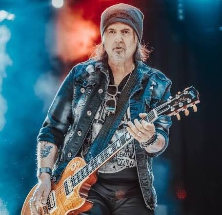 The global rock community is mourning the profound loss of Phil Campbell, the legendary guitarist of...