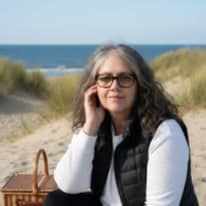 ❤️✝️🙏 Catholic, Jesus, my Lord Savior, Trump Supporter, MAGA
❤️animals🐱🐶🐾
❤️ writes, reading📝💻📖
❤️🇮🇹/🇺🇸
❤...