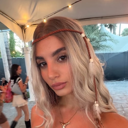 https://bio.site/ika_dauria