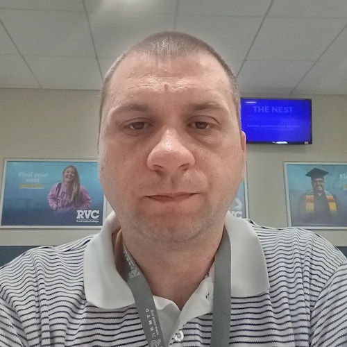 I am a nice, peaceful, and reserved individual.
Birthdate: Nov. 14 | Age: 45 | Gender: Male | Relationship Status: Sing...