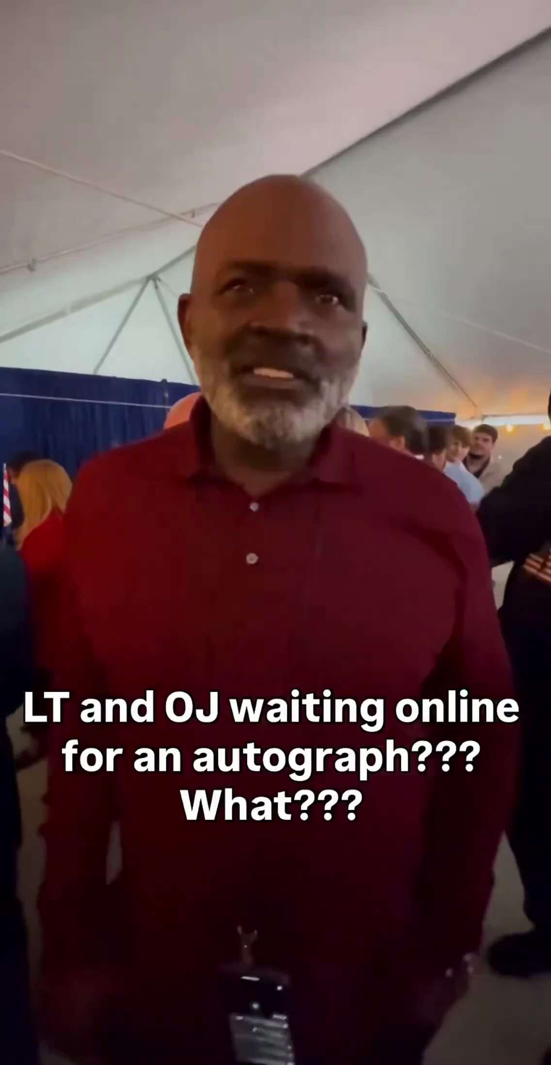 🚨 Giants legends Lawrence Taylor & Ottis “OJ” Anderson waited in line for President Trump’s autogra...