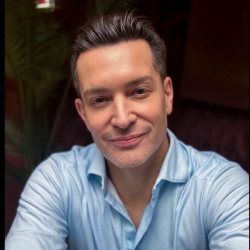 BOOKING/MEDIA: bstrakabooking@gmail.com     #WalkAway Campaign Founder.    Former Liberal. Gay. On a mission to #RedPill...