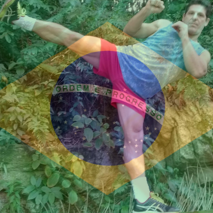 Professor pesquisador Ad IV, orientador de doutorado em Ciências da Saúde. Campeão Brasileiro de Jiu Jitsu, kickboxing e seleção brasileira de Judô.