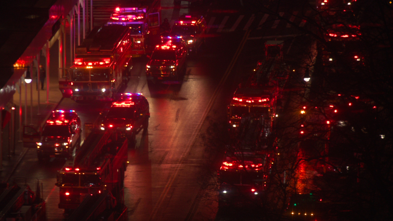 2023.02.24 Breaking News：飞飞所住的Park Lane酒店（36 Central Park S）发生重大火灾，和战友们紧急报告情况