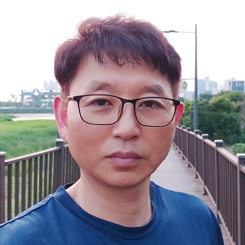 Visit Seokng's profile on GETTR. View their posts, photos, videos, and connect with them on the social platform.