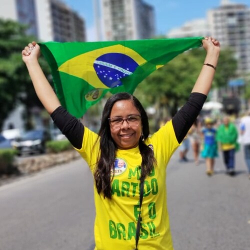 Patriota, conservadora, cristã/católica, casada, mãe de Biel! Aqui é: Deus, pátria, família! 
#EuSouAFavorDaVida #Aborto...