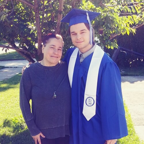 Proud MAGA mom of 5. Married to a great Patriot REAL MAN for 21 years. Love the USA 🇺🇸 and proud supporter of our mili...