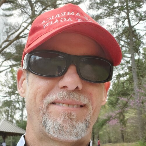 48YR OLD CHRISTIAN CONSERVATIVE TRUMP AMERICAN PATRIOT! DIGITAL SOILDER, CITIZEN JOURN, RTD MEDICAL SALES MGR, AMERICA F...