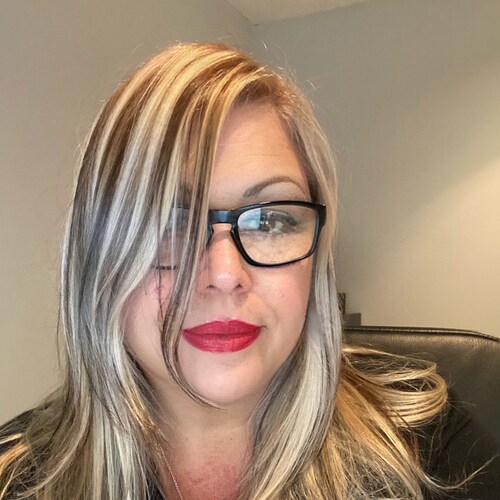 Florida Patriot, business owner, mom of three ♥️🇺🇸