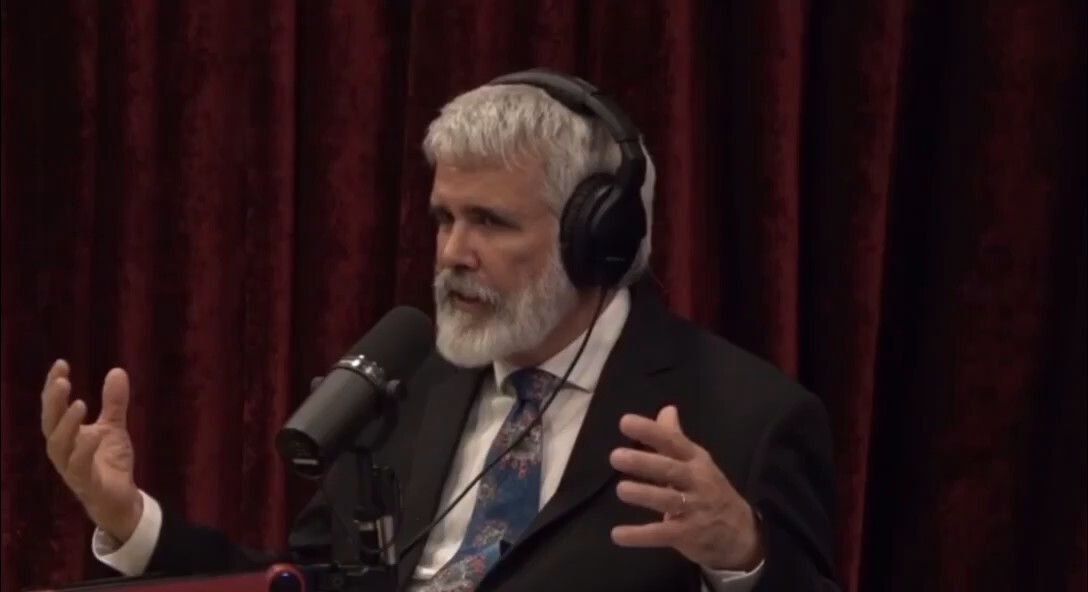 On Joe Rogan, Dr Robert Malone suggests we are living through a mass formation psychosis.

He explains how and why this could happen, and its effects. 

He draws analogy to 1920s/30s Germany “they had a highly intelligent, highly educated population, and they went barking mad”