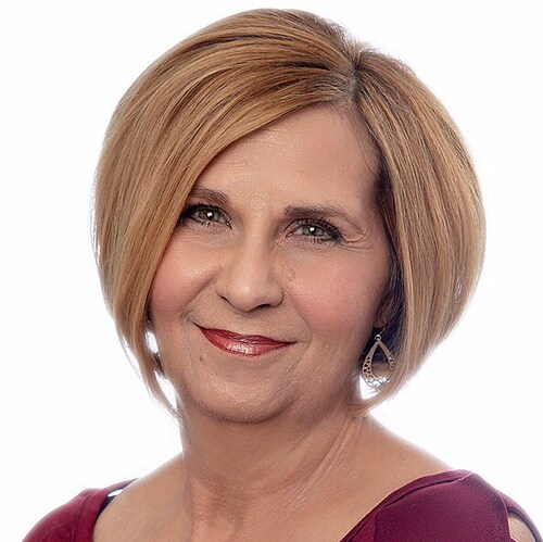 Retired Certified Medical Assistant, Wife, Mother and Grandmother. Conservative and supporter of the Constitution of the...