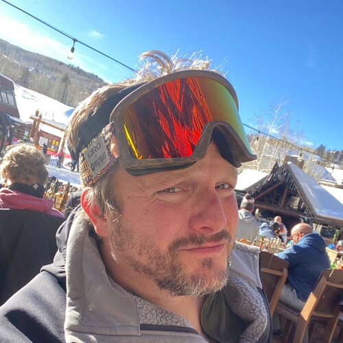 Husband. Father. Outdoorsman. Truther.