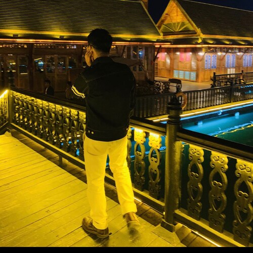 Visit 穿着拖鞋行街's profile on GETTR. View their posts, photos, videos, and connect with them on the social platform.