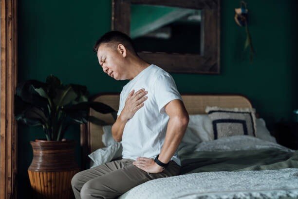 Chronic pain is a type of chronic disease.

Chronic pain refers to the pain that persists for more t...