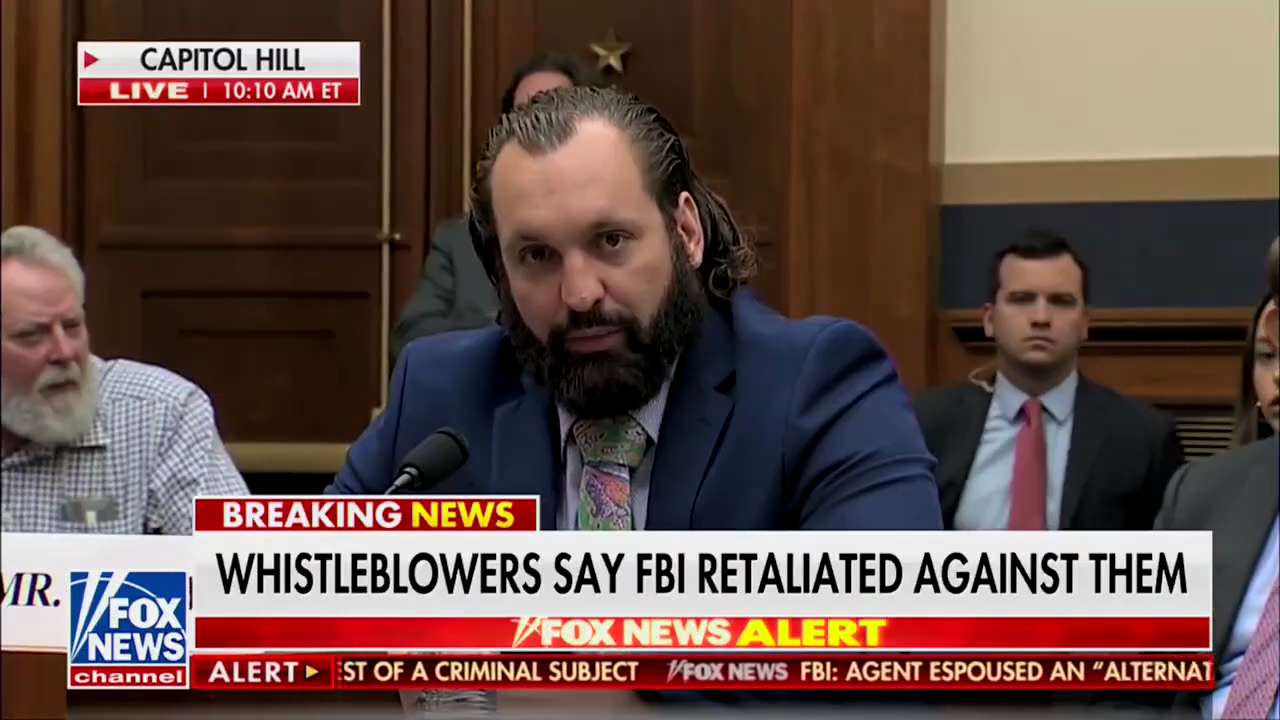 BREAKING: The Washington, D.C. FBI Field Office CONFIRMED that undercover officers, confidential inf...