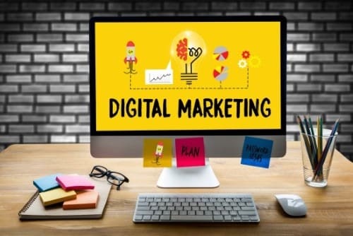 Co je digitální marketing?

Digitální marketing zahrnuje jakékoli marketingové úsilí, které využívá ...