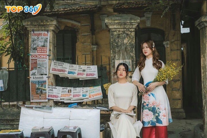 Hà nội là một thủ đô của việt Nam là một thành phố xinh đẹp với bề dày lịch sử và văn hóa. Thành phố...