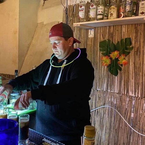 Devoted American and ardent supporter of Donald Trump, advocating for conservative values, strong leadership, and polici...