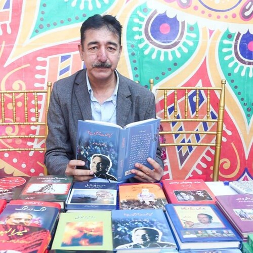 I'm a blogger, web developer, search engine optimizer, and S.E.O. content writer.
Our services:
1- Web Designing (Word...