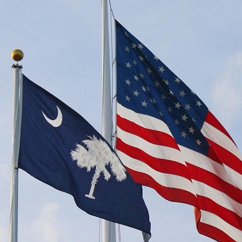 Love JESUS✝️❤️LOVE MY COUNTRY 🇺🇸Proud Army veteran Wife Proud Army veteran mother Proud mother of 2 Proud grandmother ...