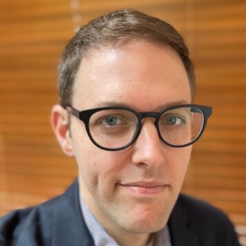 GOP financial analyst fueling conservative growth. Seasoned financial analyst with a data-driven insights to bolster Republican financial agendas.
