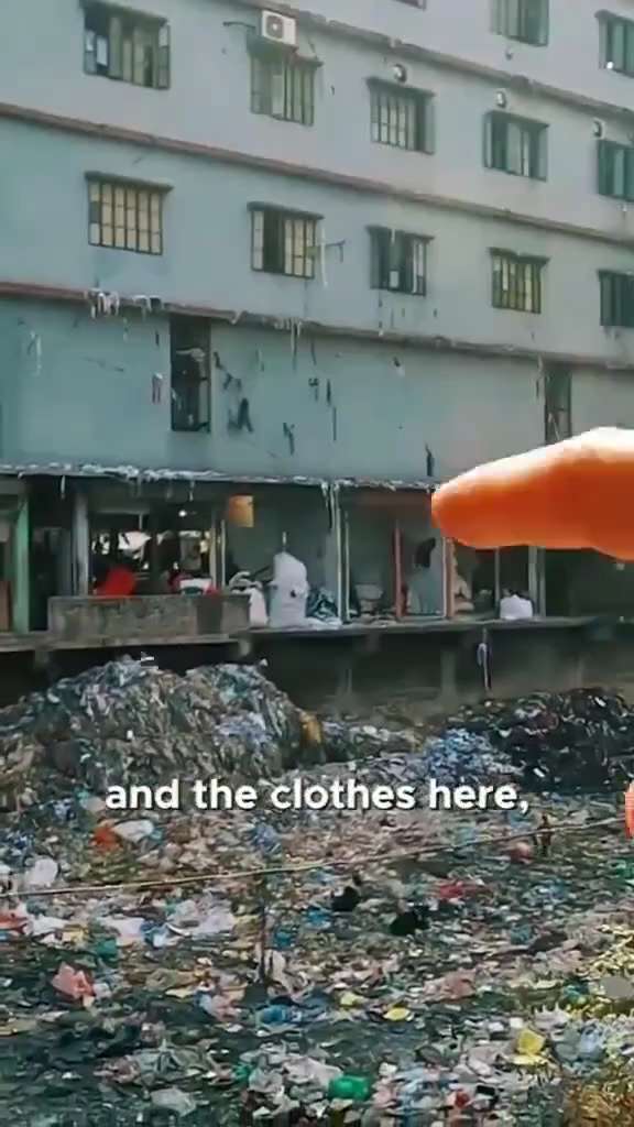 Bangladesh has rivers of trash 😲