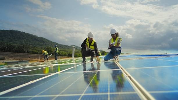 Jak Dlouho Fotovoltaické Clánky Typicky Vydrží?

Fotovoltaické panely bežne vydrží približne 25 až 3...