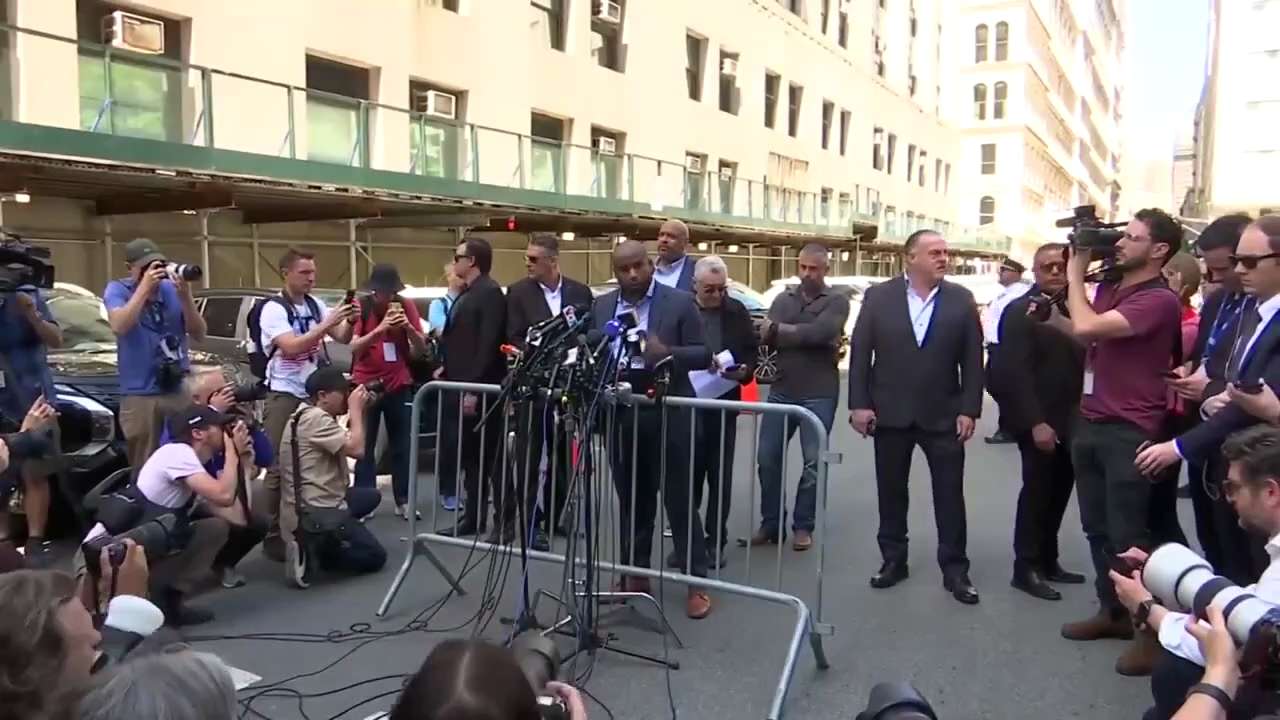 BREAKING: Biden campaign holds press conference outside Trump courthouse, claims it has nothing to d...