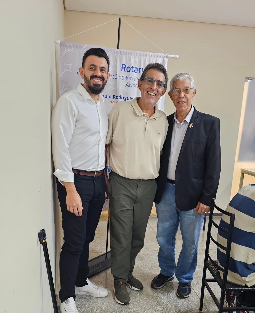 Texto do Rotary Club de São José do Rio Preto - Novas Gerações:

Fizemos uma visita de cortesia ao n...