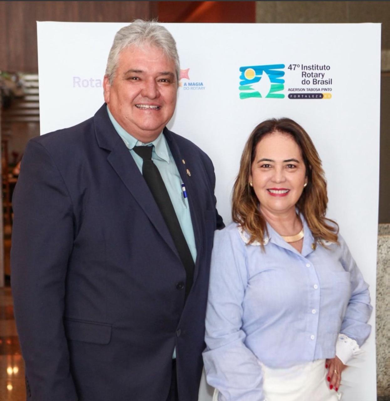 Texto da Gov. Assistente e aniversariante Claudia Maset:

"Lelo e Cláudia "+7" Maset estão em Fortal...