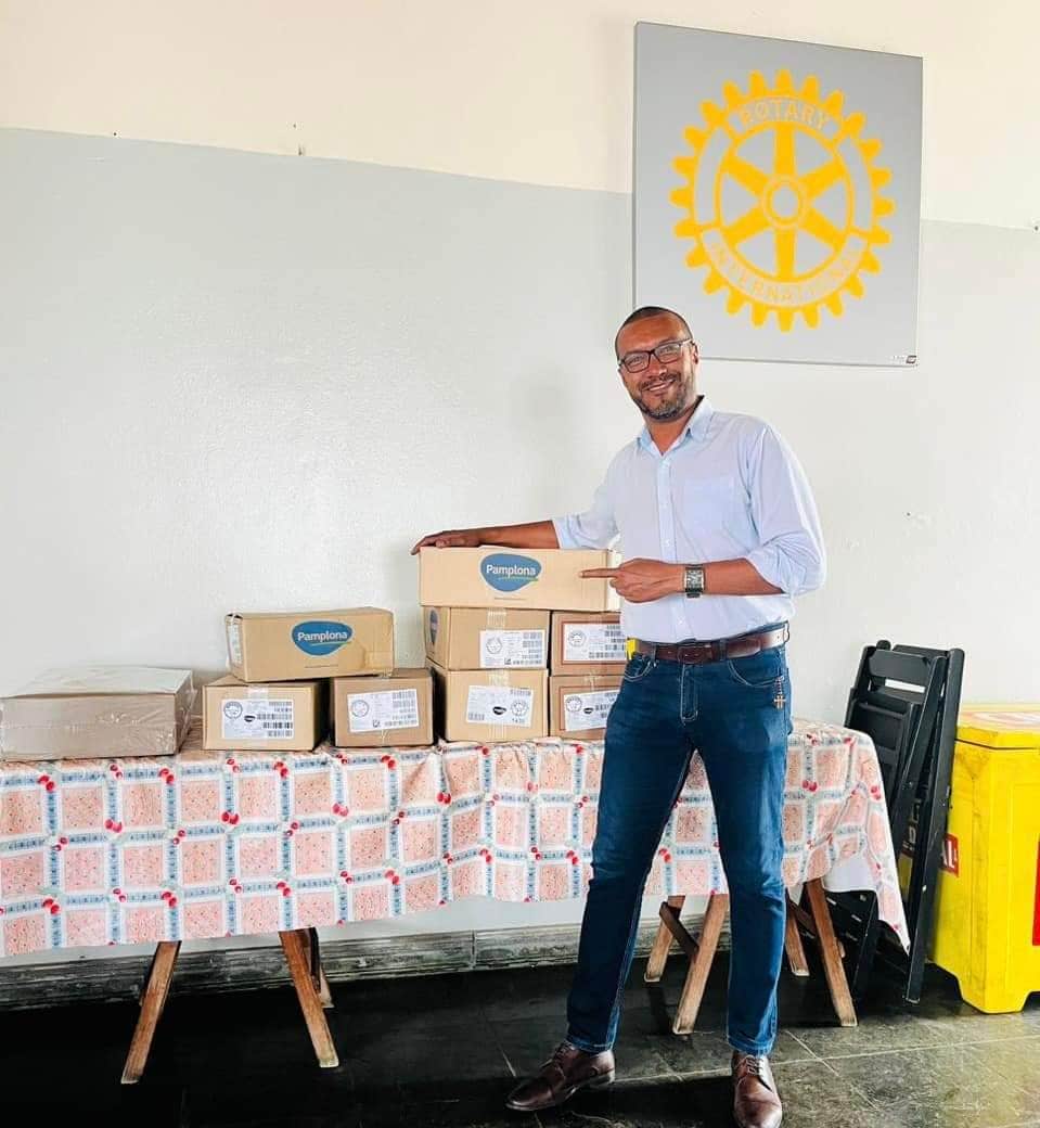 Texto do Rotary Club de Barra Bonita:

Vem aí a 1ª Feijoada Solidária do Rotary Barra Bonita no dia ...