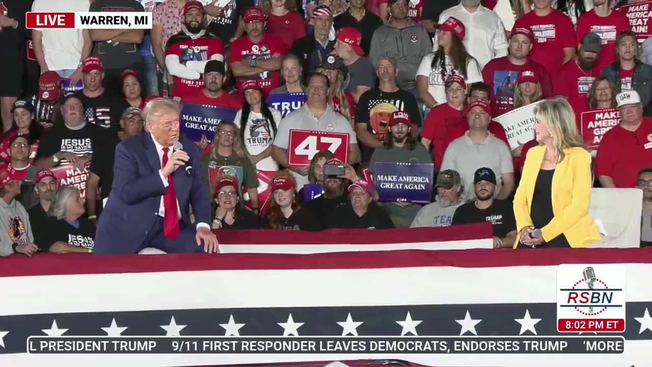 WATCH: President Trump takes “easy” question at town hall in Warren, MI

WATCH LIVE:  https://www.rs...