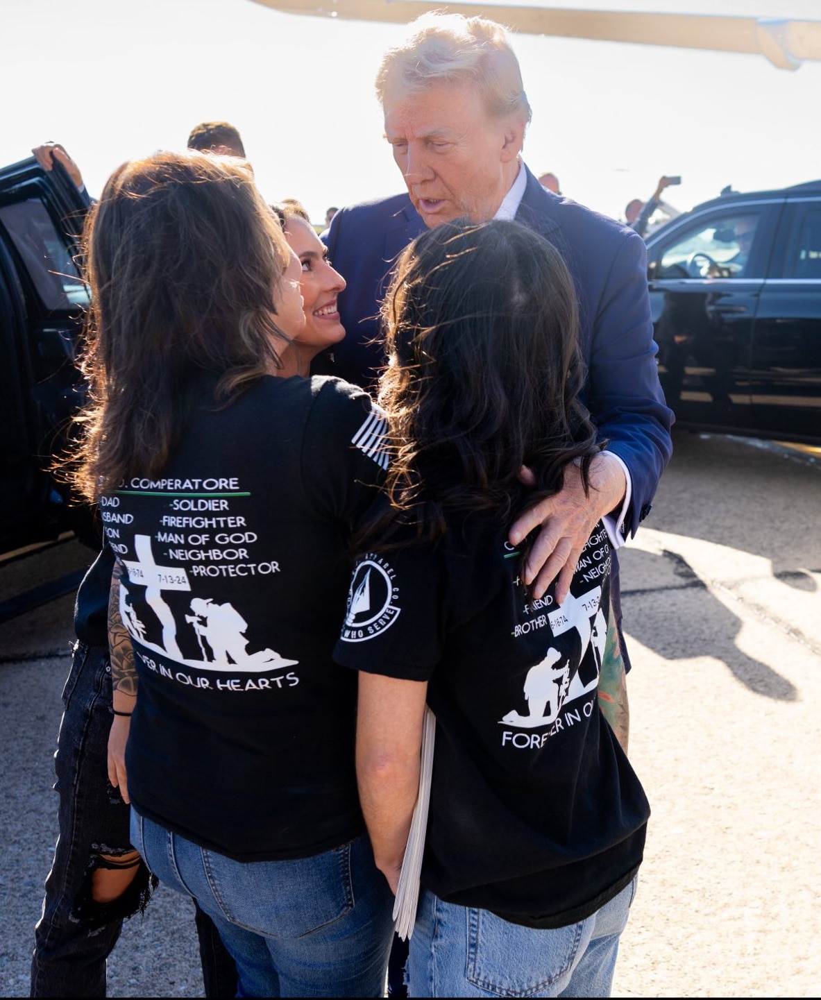 President Trump embraces family of Corey Comperatore family. I love this man to pieces! ❤️🫶