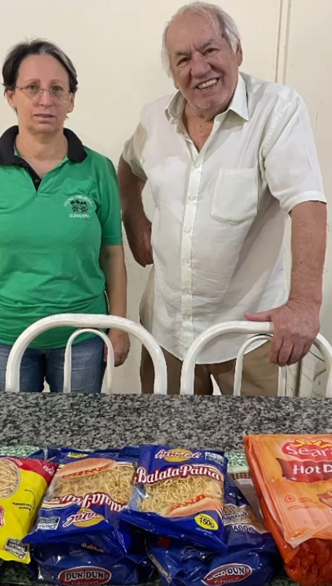 Para alegrar as crianças atendidas pelo Centro Comunitário no “Dia das Crianças”, o Rotary Club de G...