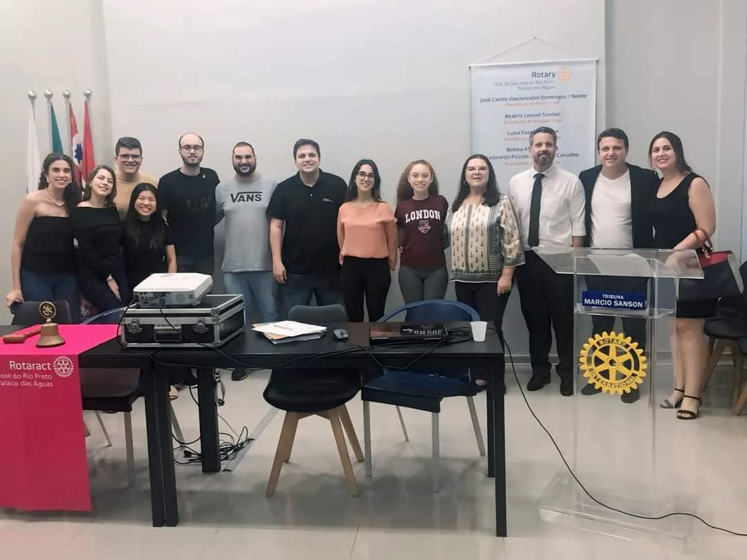 Reunião do Rotaract Club de São José do Rio Preto - Palácio das Águas com palestra do Companheiro Lu...