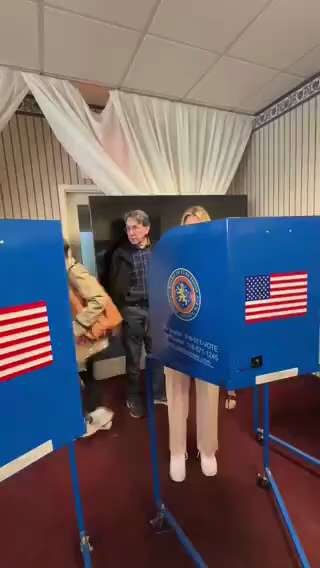 I want one in a men's XL 😁
