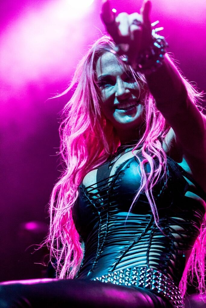 TheHMD.com Playlist 11.17.24 🤘🏻😈🎸
https://www.blogtalkradio.com/resolutionrdo/2024/11/17/thehmdcom-playlist-111724
