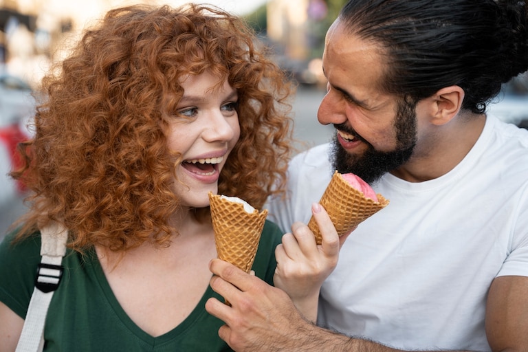 Indulge in the Best Ice Cream in New York with Cones App! From classic flavors to innovative creations, our ice cream truck brings delicious treats right t