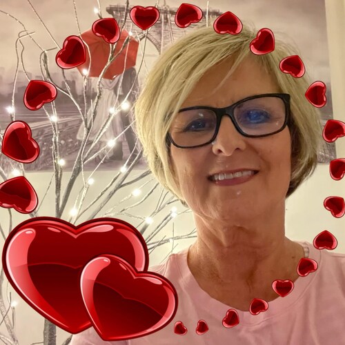 I am a Registered Nurse helping my pts. to live not die. I ❤️ God, Family and Freedom. Proud American Patriot=Trump Supp...