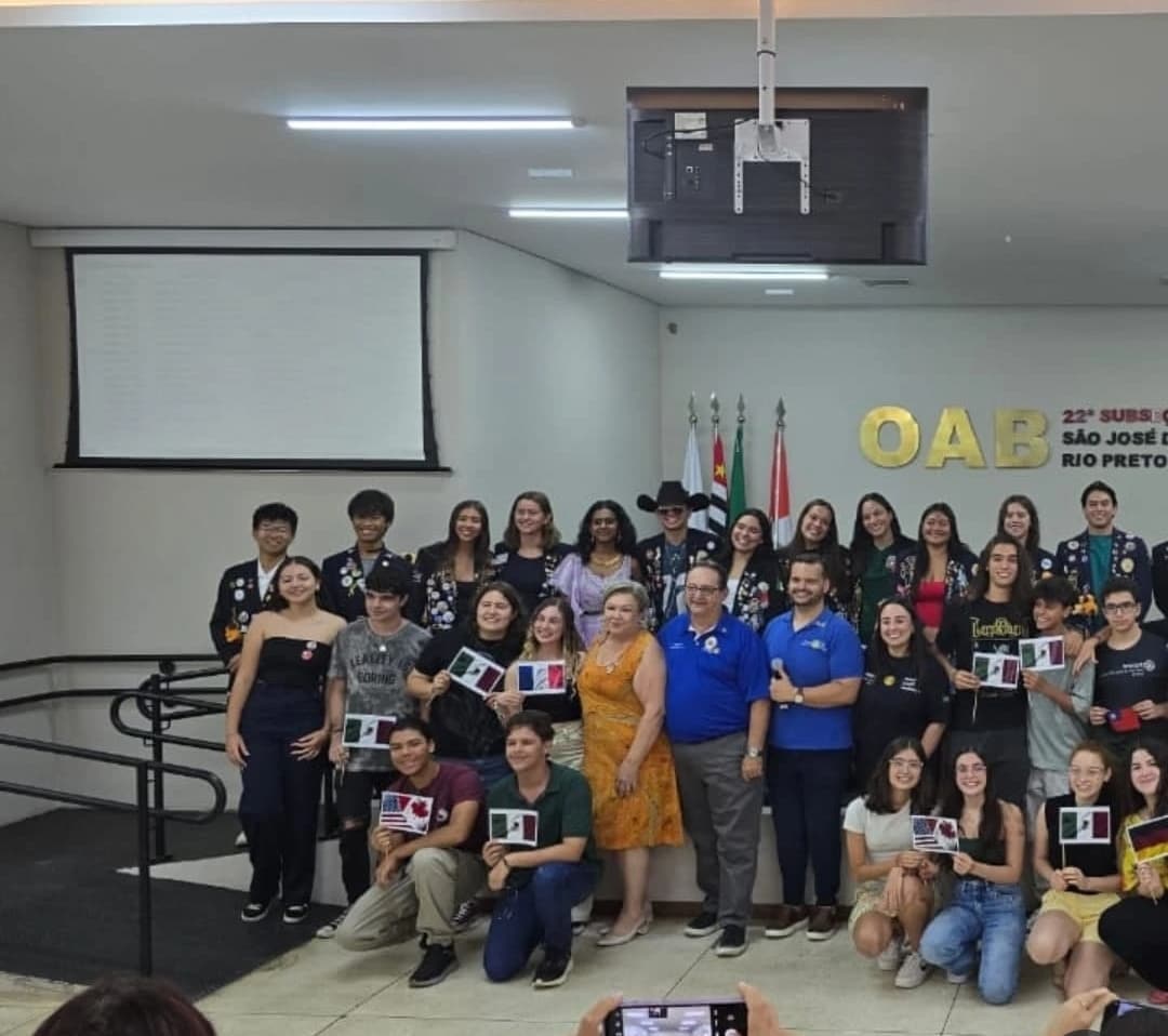 No dia 22 de fevereiro aconteceu a reunião do intercâmbio de jovens do distrito 4480 na sede da OAB ...