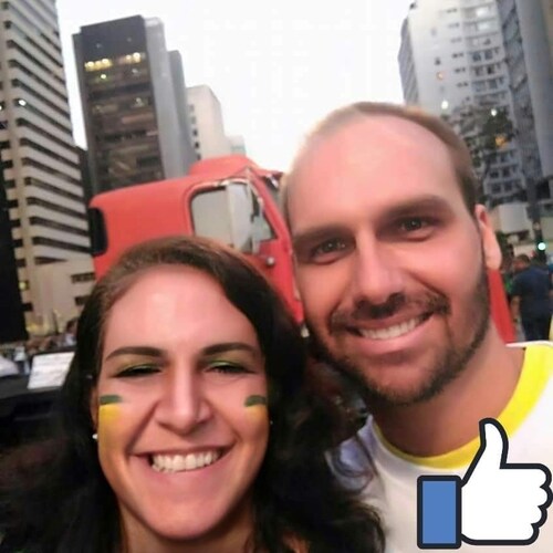 Viúva, mãe de 5, avó de 5,  
🎸Rock estilo favorito, 
lutando pela liberdade, contra seita coletivista tirana.