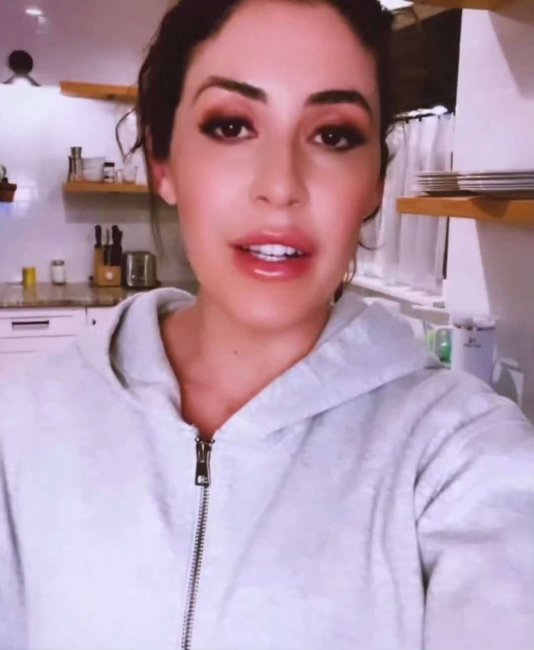 🚨🤣 The Democrat panic is real! Now Tim Walz is flying down to Florida to campaign against Anna Pau...