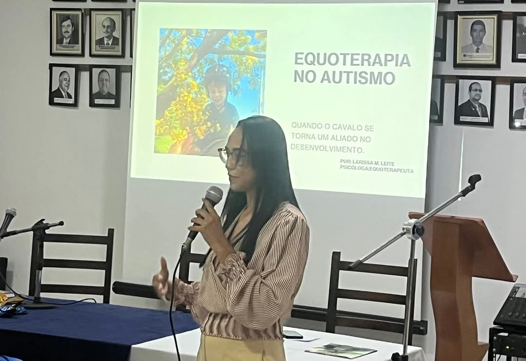 EQUOTERAPIA NO AUTISMO:
Uma Noite de Conhecimento e Inspiração no Rotary Club de Jahu - Leste

Na no...