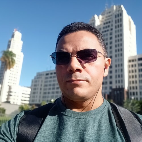 Sou analista de Sistemas Senior