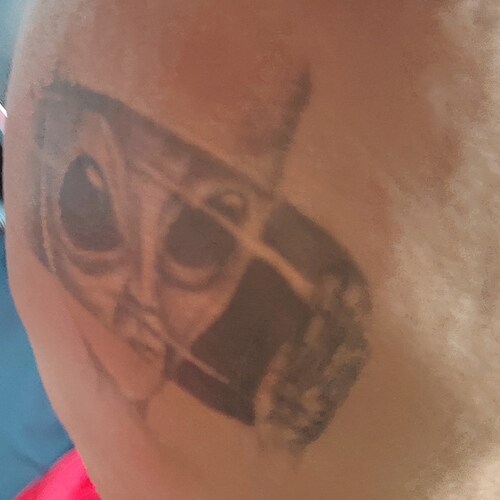 Sou de direita sim! Defendo a família, luto pra q meu direito seja respeitado, mesmo sendo uma formiguinha, se cada um f...